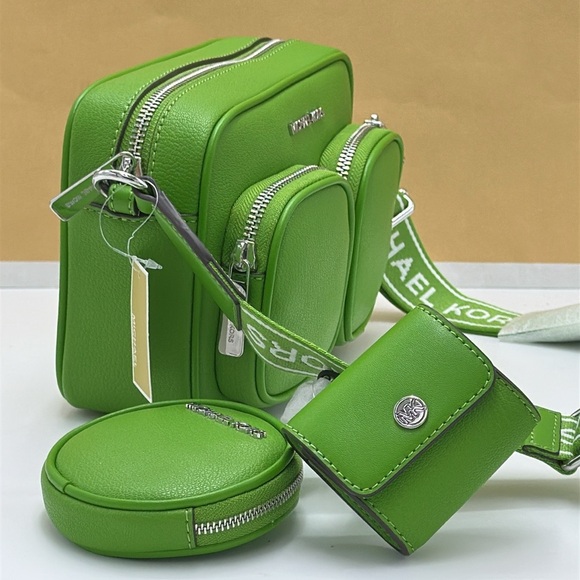 Michael Kors Lime Green Crossbody Bag Set - Picture 6 of 16